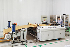 维赛防锈 裁切车间